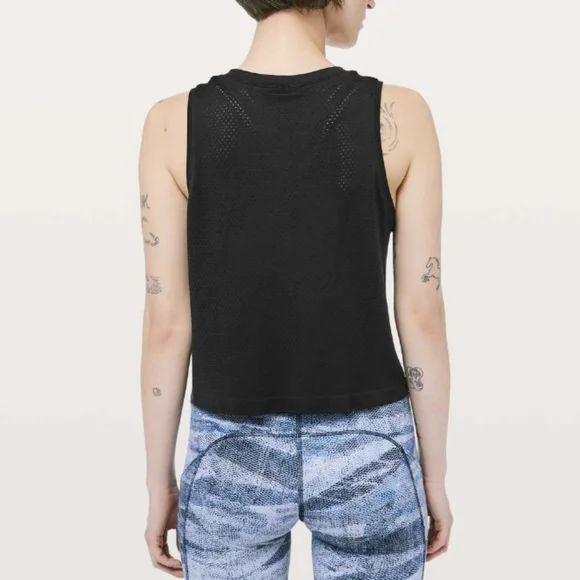 Lululemon Breeze By Muscle Crop Tank *lululemon Black / Black size 10 - Picture 2 of 7
